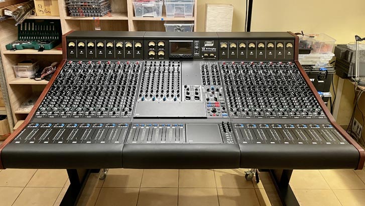 N-Trophy at HUM Audio lab (PL) 