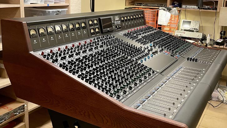 N-Trophy at HUM Audio lab (PL) 